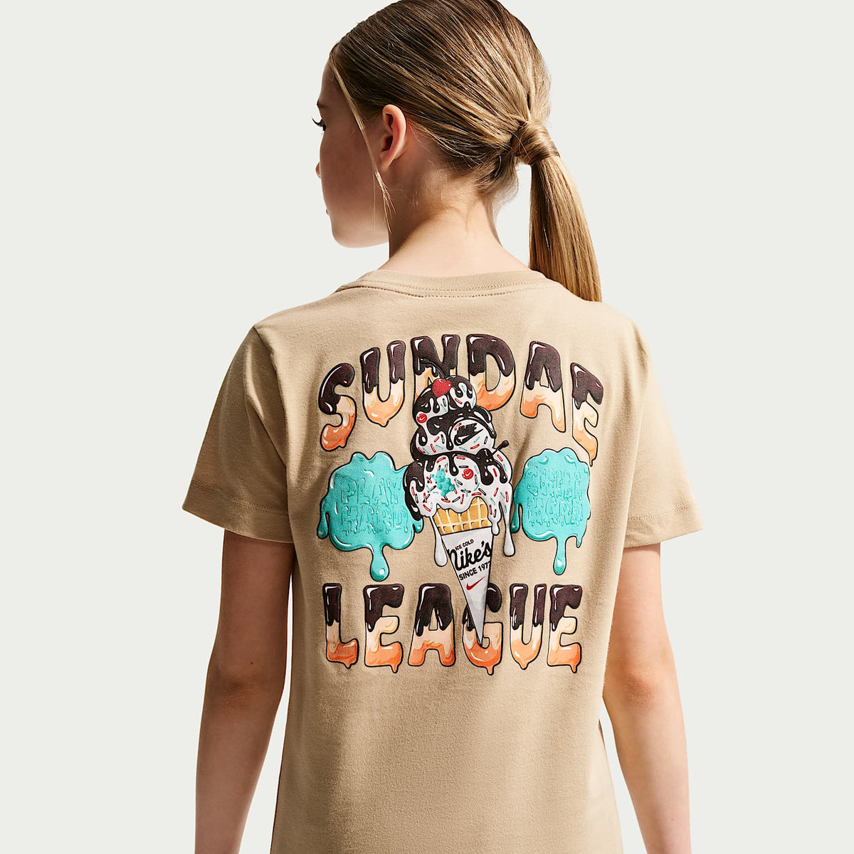 Playera para niños talla grande Nike Sportswear – Lino – vista 1
