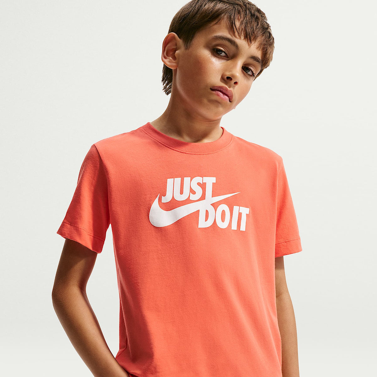 Playera para niños talla grande Nike Sportswear – Naranja césped – vista 1