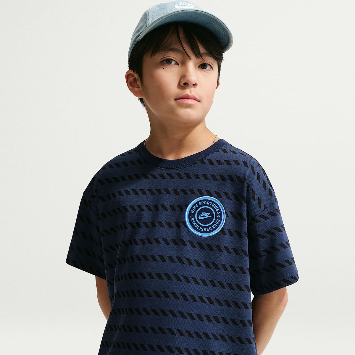 Playera Nike Sportswear Max90 para niños talla grande – Azul marino medianoche – vista 1