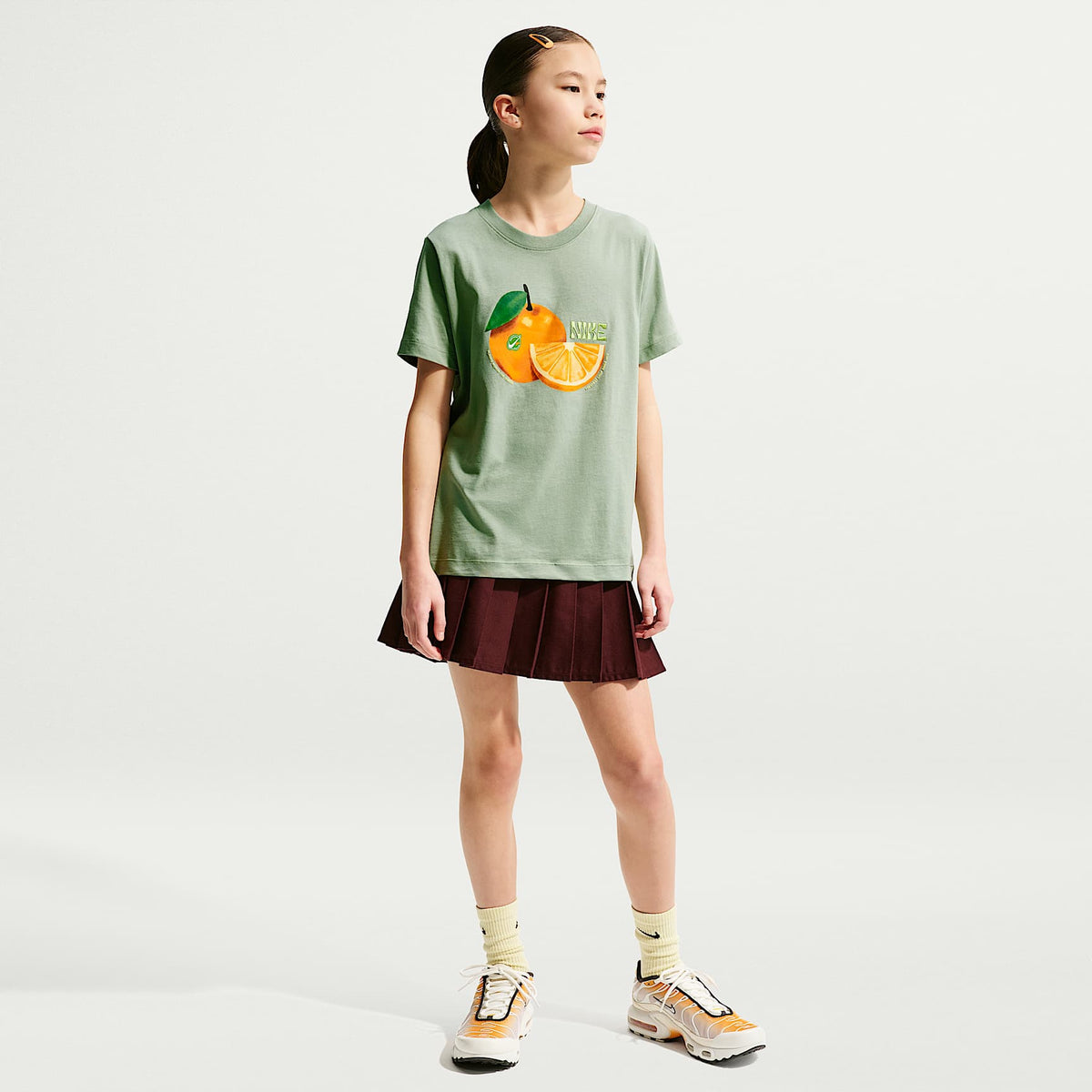 Playera para niños talla grande Nike Sportswear – Vapor – vista 4
