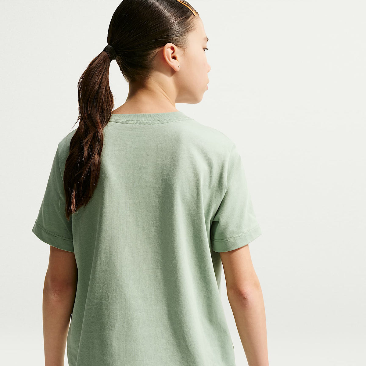 Playera para niños talla grande Nike Sportswear – Vapor – vista 2