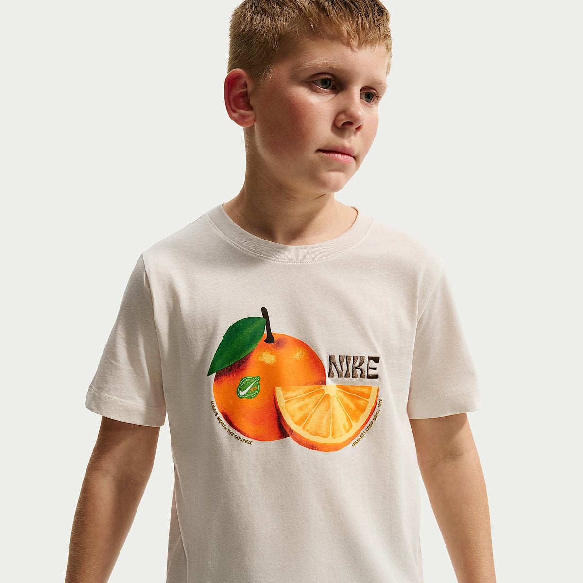 Playera para niños talla grande Nike Sportswear – Fantasma – vista 1