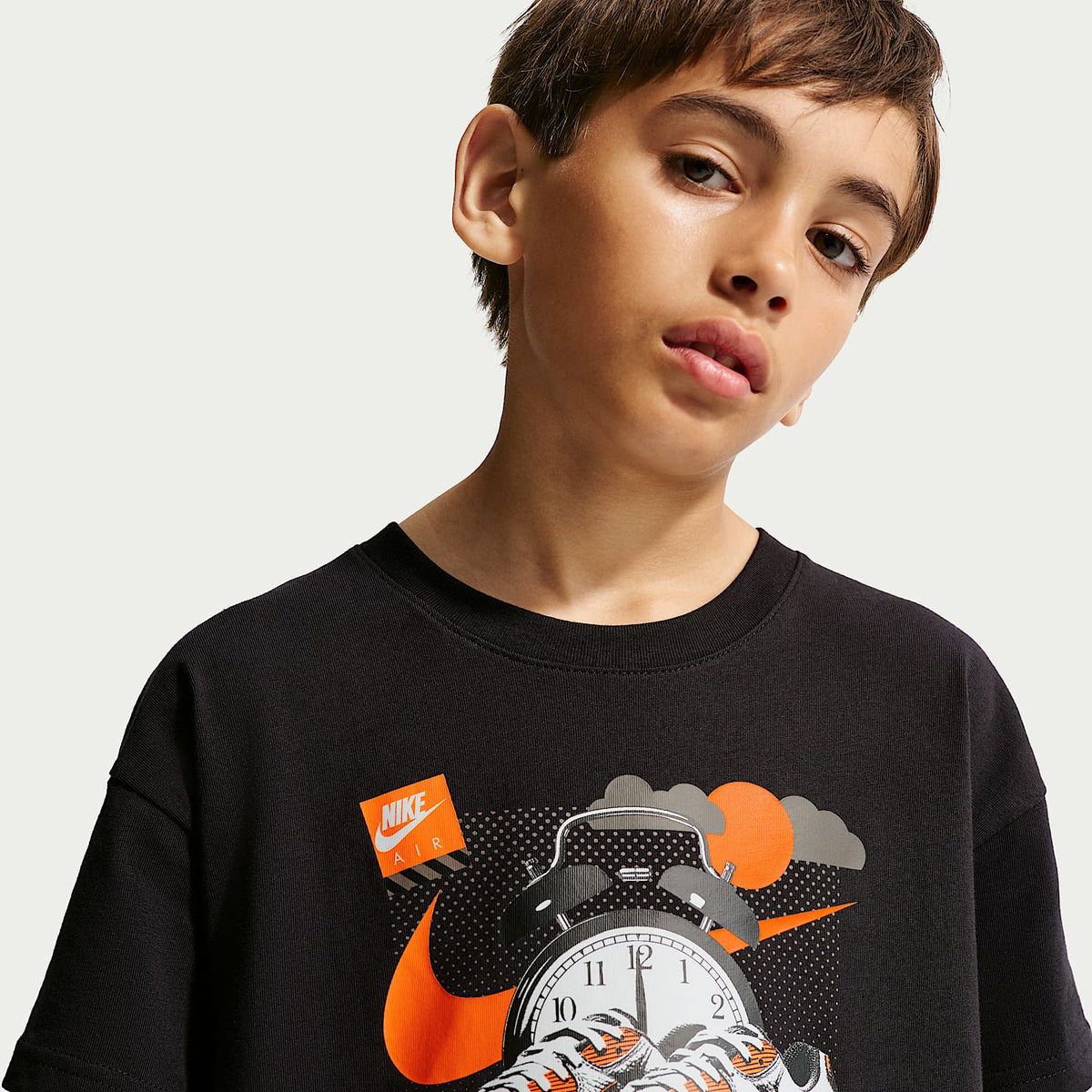 Playera para niños talla grande Nike Sportswear – Negro – vista 3