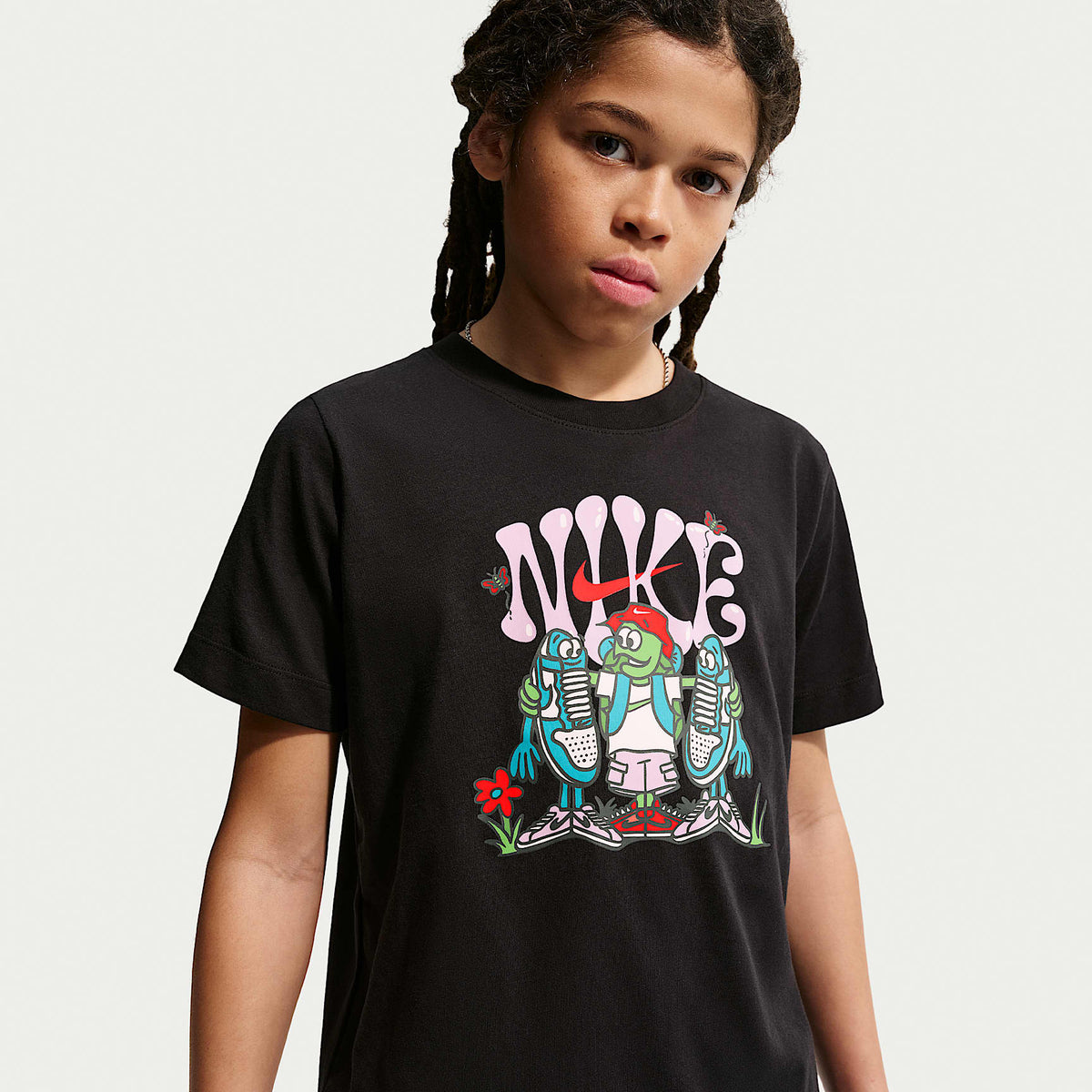 Playera para niños talla grande Nike Sportswear – Negro – vista 1