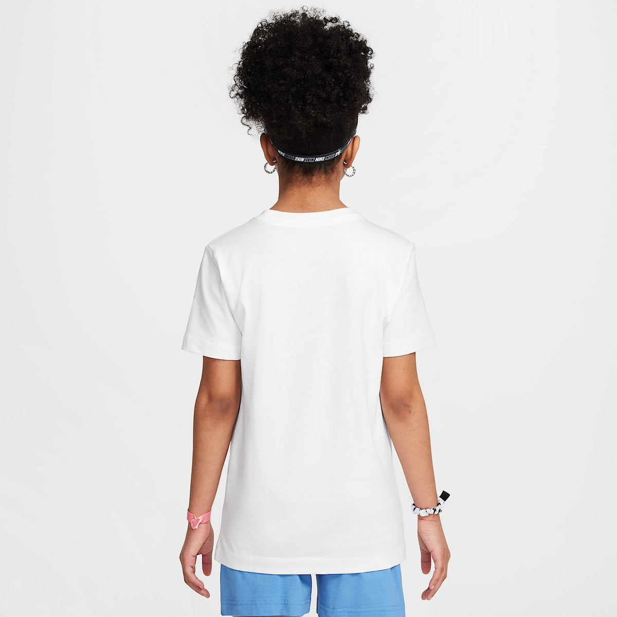 Playera para niños talla grande Nike Sportswear – Blanco – vista 2