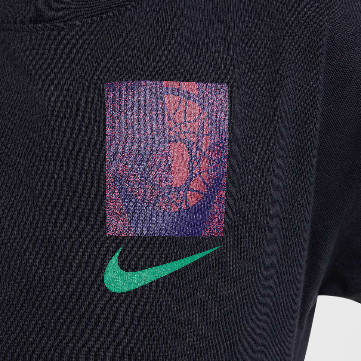 Playera para niños talla grande Nike Sportswear – Negro – vista 4