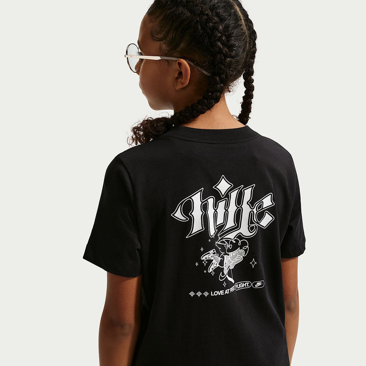 Playera para niños talla grande Nike Sportswear – Negro – vista 1