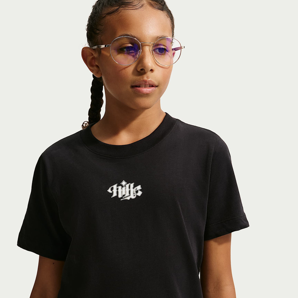 Playera para niños talla grande Nike Sportswear – Negro – vista 2