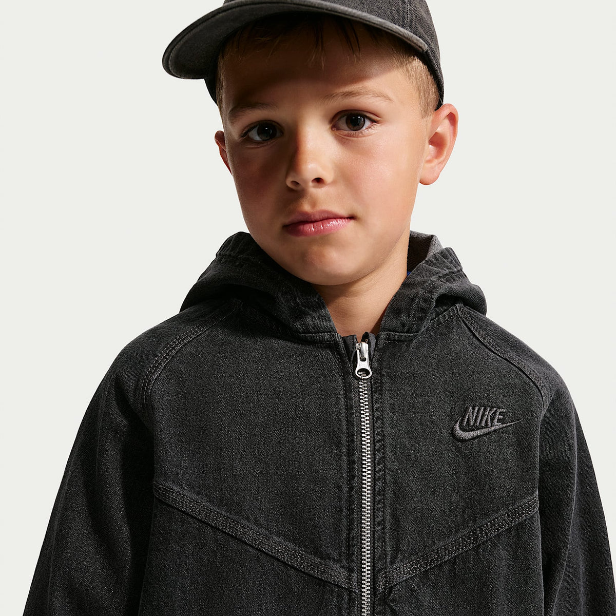 Chamarra de denim con gorro de cierre completo para niños talla grande Nike Sportswear Collection – Negro/Antracita/Antracita/Antracita – vista 3