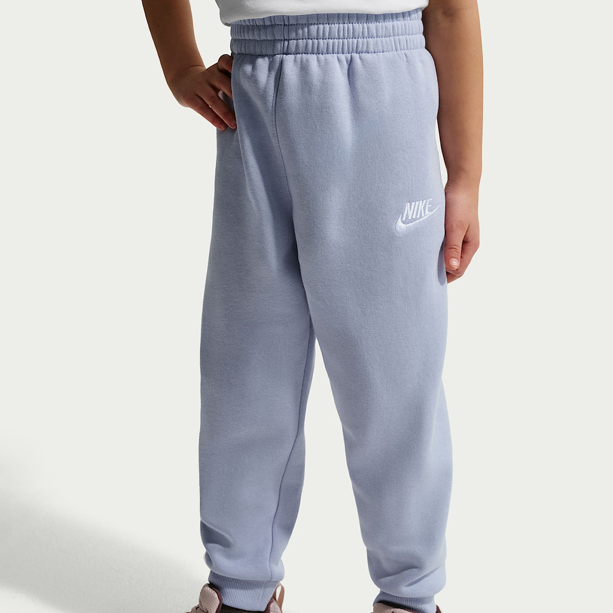 Conjunto de 2 piezas Club de cierre completo para niños talla pequeña Nike – Gris – vista 4