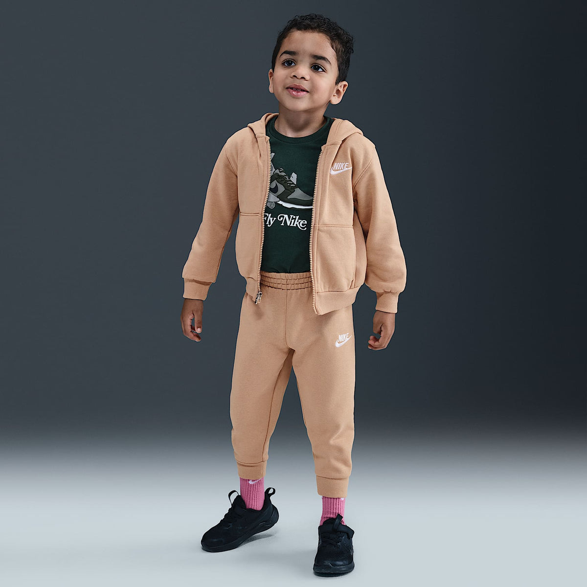 Conjunto de dos piezas Club con cierre completo para bebé (12 a 24 meses) Nike – Cáñamo – vista 1