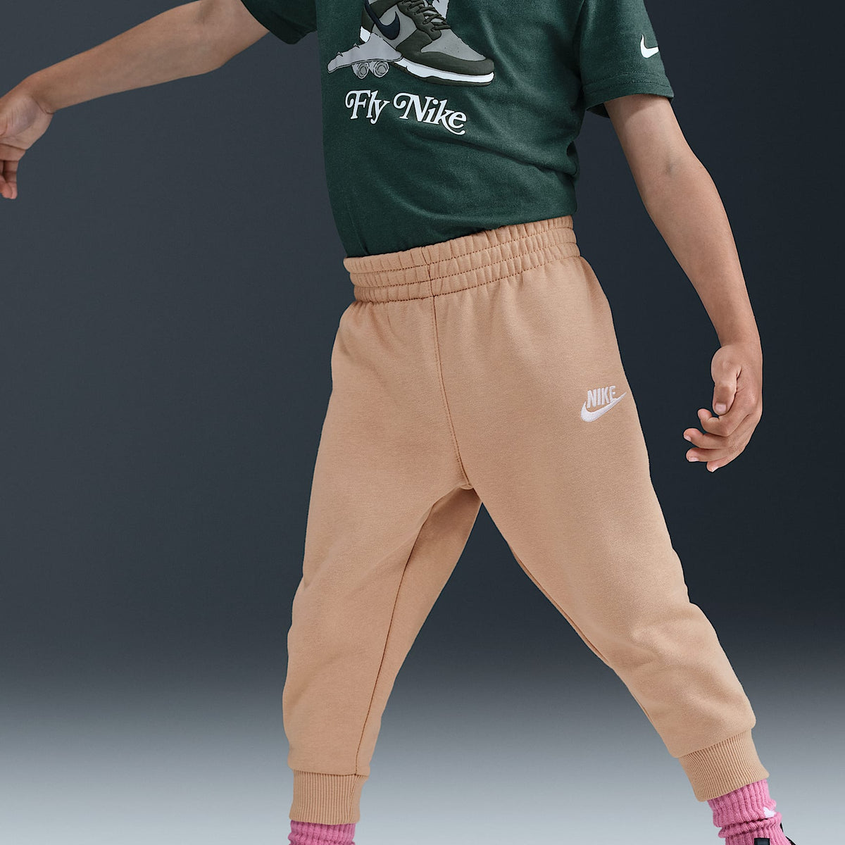 Conjunto de dos piezas Club con cierre completo para bebé (12 a 24 meses) Nike – Cáñamo – vista 5