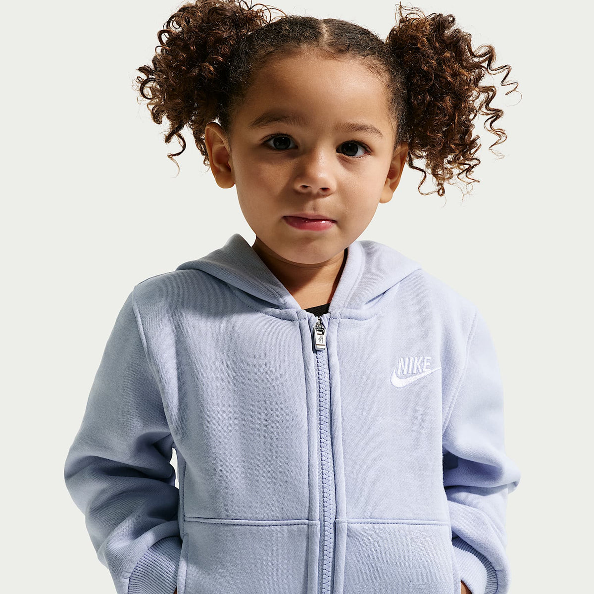 Conjunto de dos piezas Club con cierre completo para bebé (12 a 24 meses) Nike – Gris – vista 2