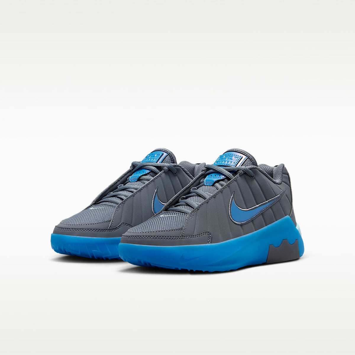 LeBron Witness 9 – Gris azulado/Azul psíquico/Hielo glacial/Azul aurora – vista 5