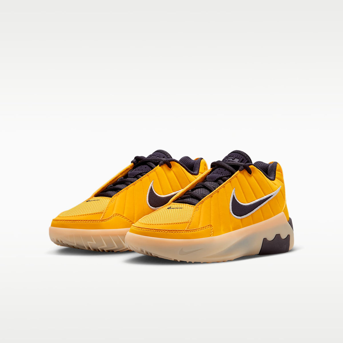 LeBron Witness 9 – Amarillo/Amarillo suave/Lila/Morado cueva – vista 5