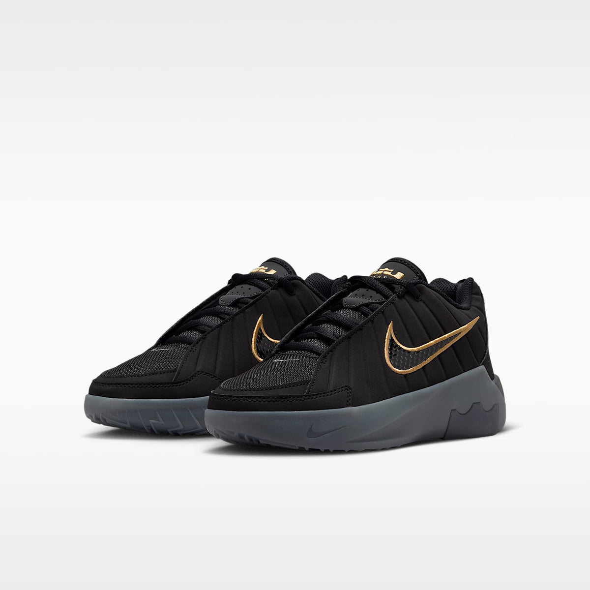 LeBron Witness 9 – Negro/Gris hierro/Gris humo oscuro/Negro – vista 5