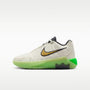 LeBron Witness 9 – Mar de cristal/Lima líquida claro/Sombrío apagado/Oro metalizado – vista 1