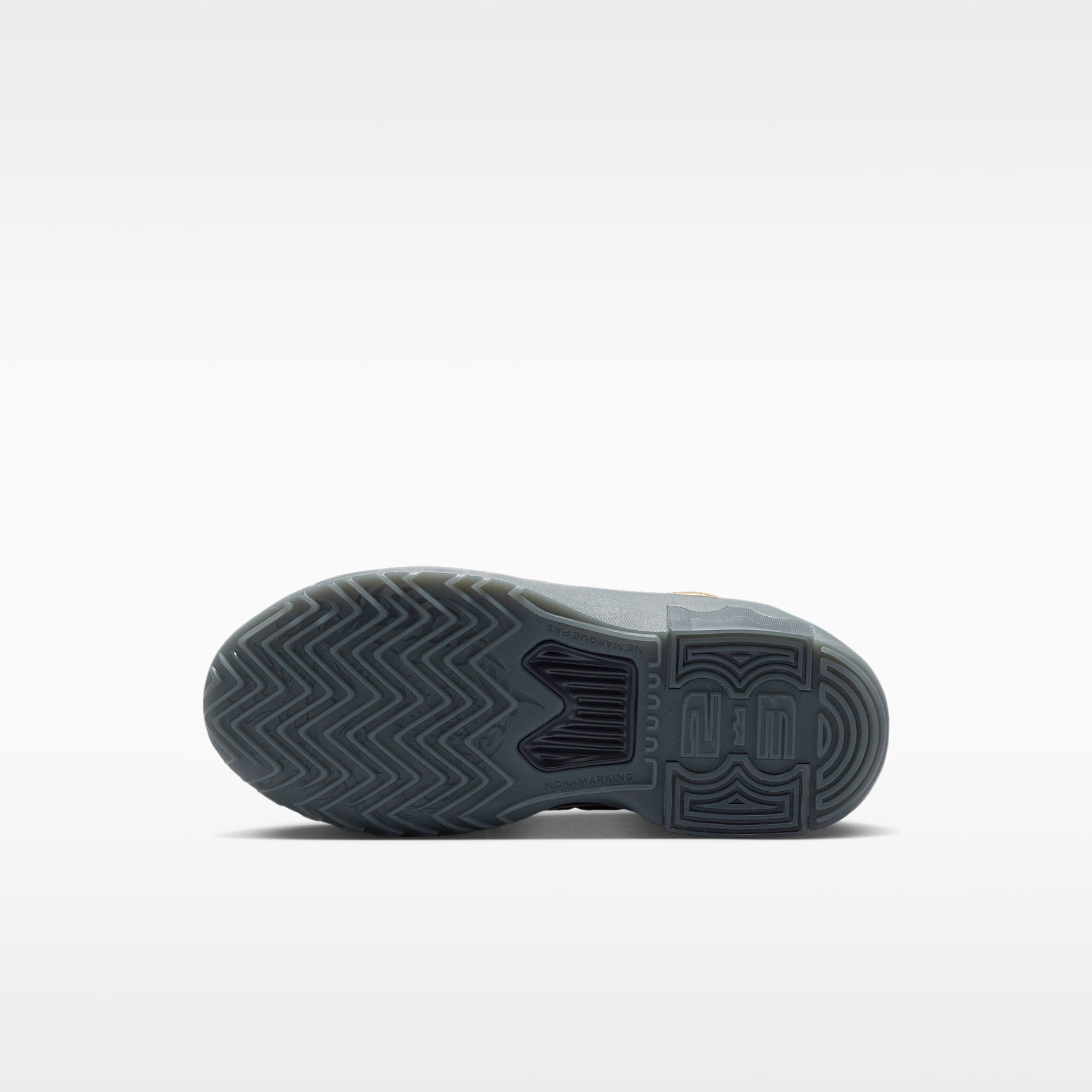 LeBron Witness 9 – Negro/Gris hierro/Gris humo oscuro/Negro – vista 2