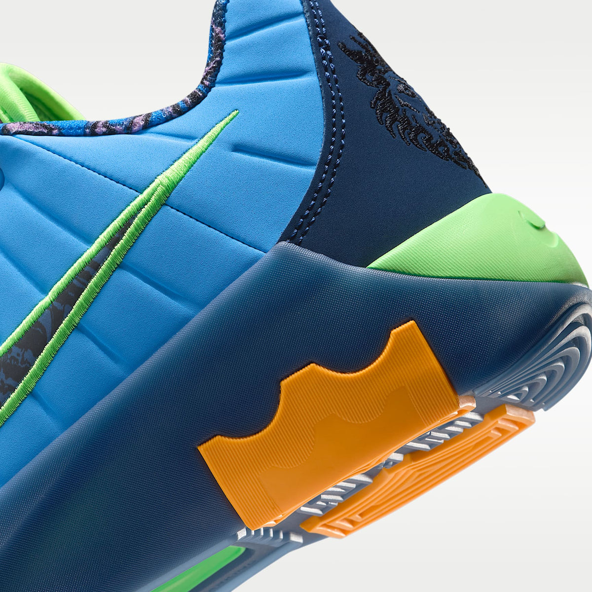 LeBron Witness 9 – Azul universitario/Azul marino medianoche/Avalancha lima/Negro – vista 8