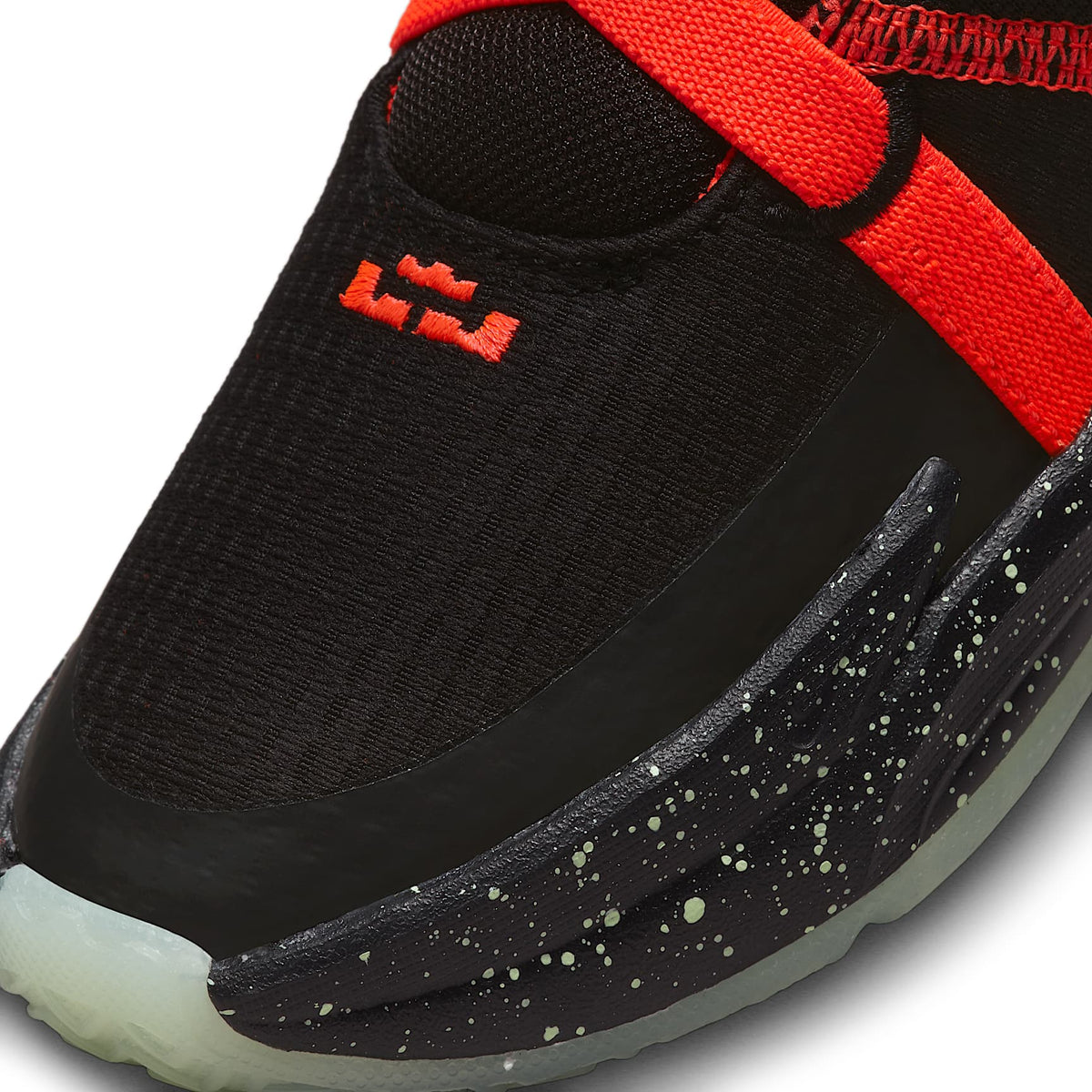 LeBron Witness 7 – Negro/Carmesí brillante/Oro universitario/Voltio ligero – vista 7