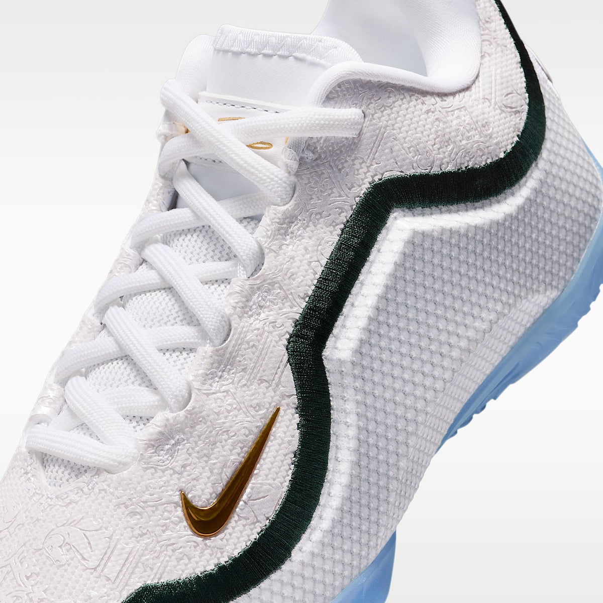 LeBron XXIII "From This Point Forward" – Blanco/Gris humo/Negro/Verde estadio – vista 7