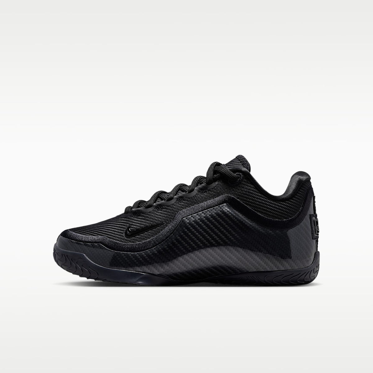 LeBron XXIII "Masked Menace" – Negro/Negro/Negro – vista 1