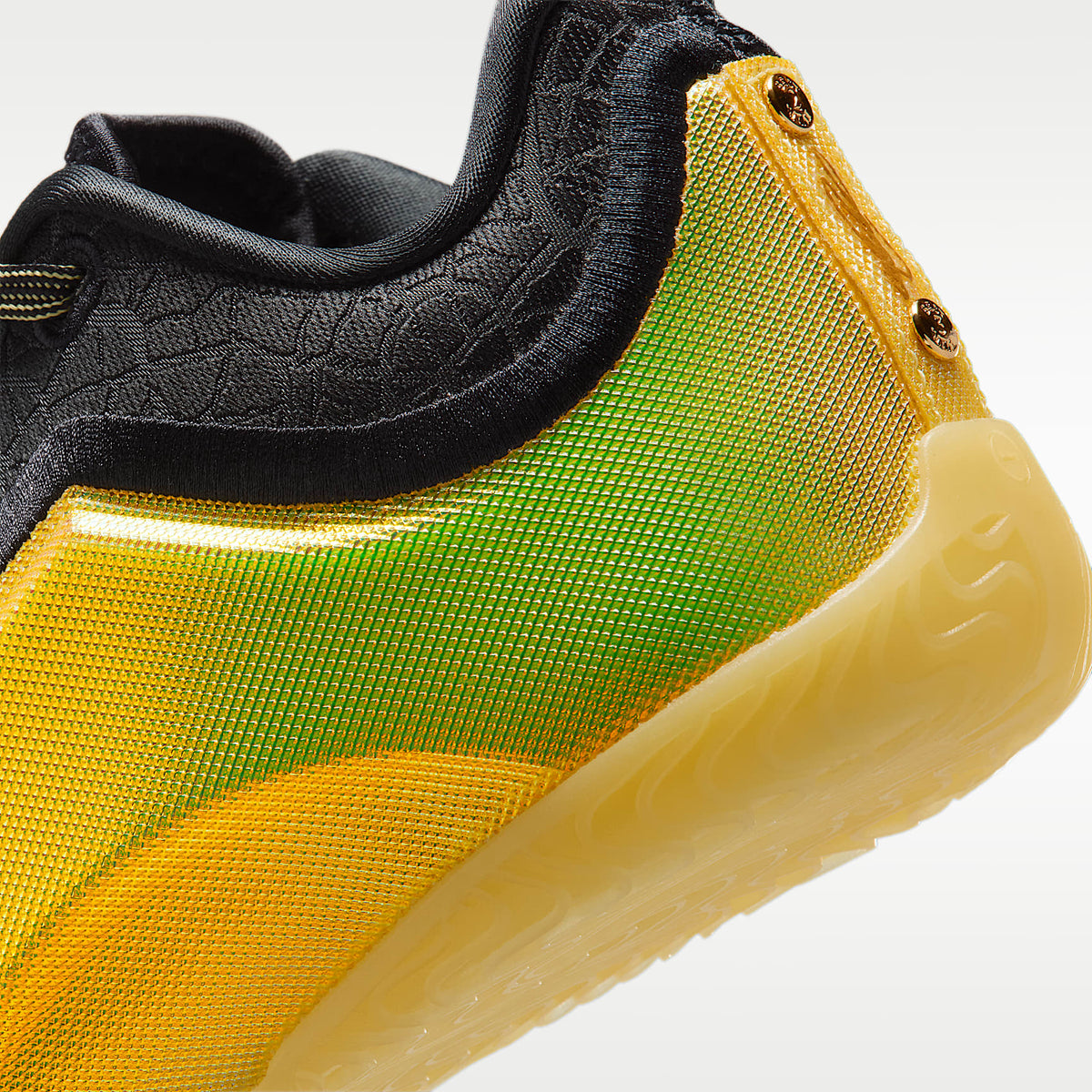 LeBron XXIII "Hurt Feelings" – Negro/Amarillo suave/Verde estadio/Negro – vista 8