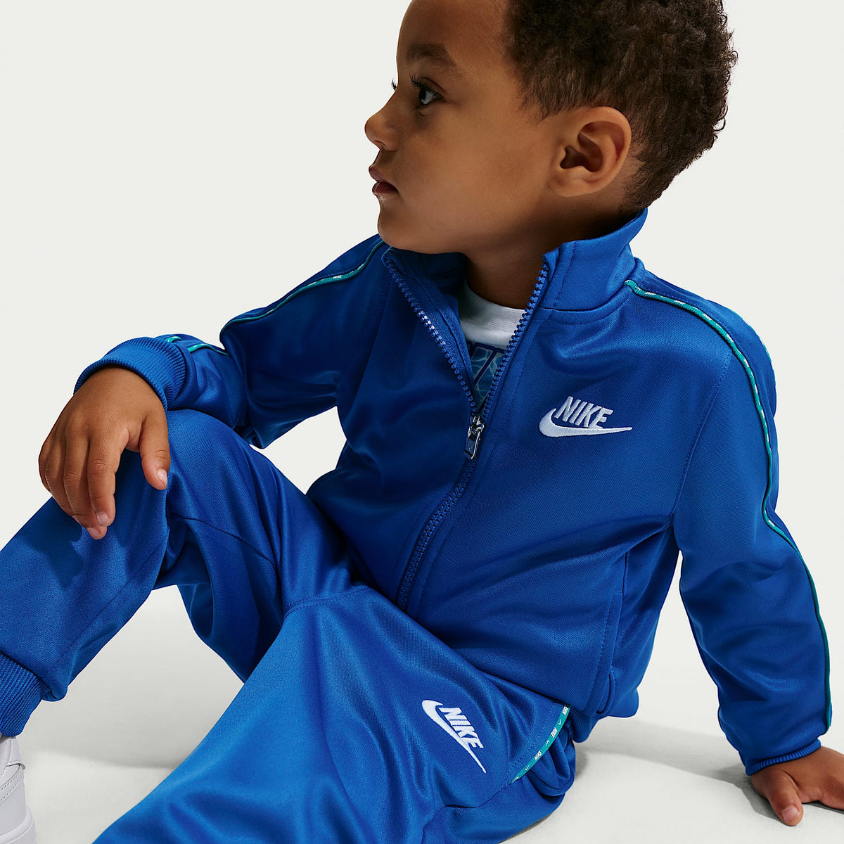 Conjunto infantil de 2 piezas Dri-FIT con ribetes y cierre completo Nike Propus Lifestyle – Royal juego – vista 6