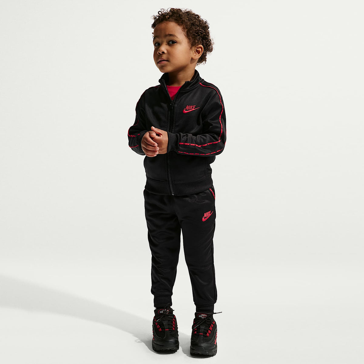 Conjunto infantil de 2 piezas Dri-FIT con ribetes y cierre completo Nike Propus Lifestyle – Negro – vista 1