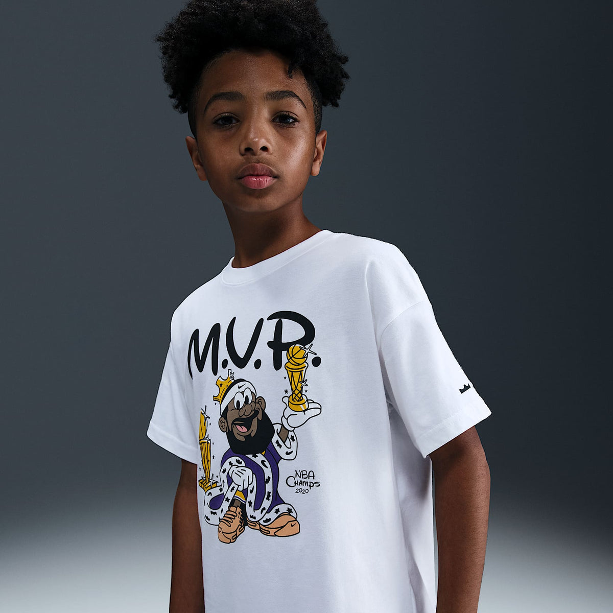 Playera de básquetbol Max90 para niños talla grande de LeBron "Bubble Boy" – Blanco – vista 1