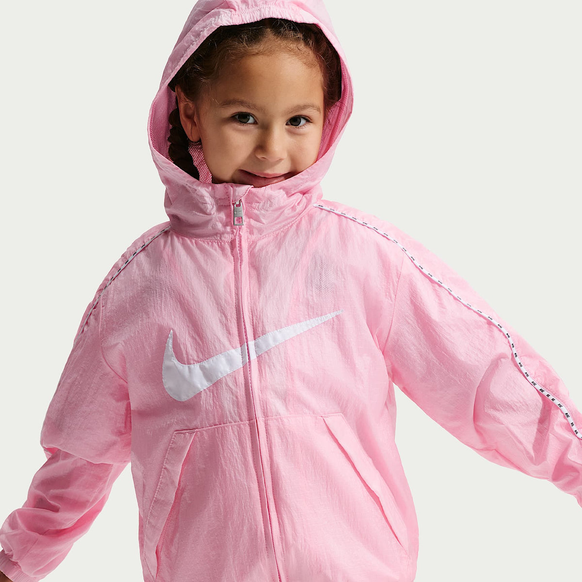 Chamarra ripstop translúcida y ligera para niños talla pequeña Nike – Rosa – vista 3