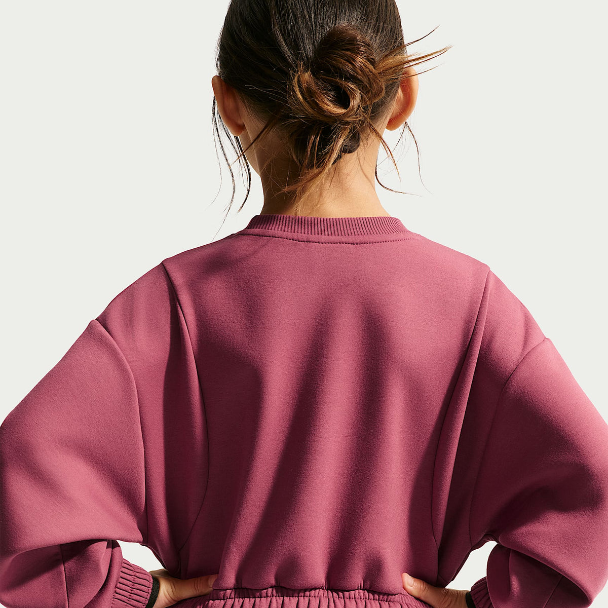 Vestido Luxe Perform para niña talla pequeña Nike – Rosa humo – vista 3