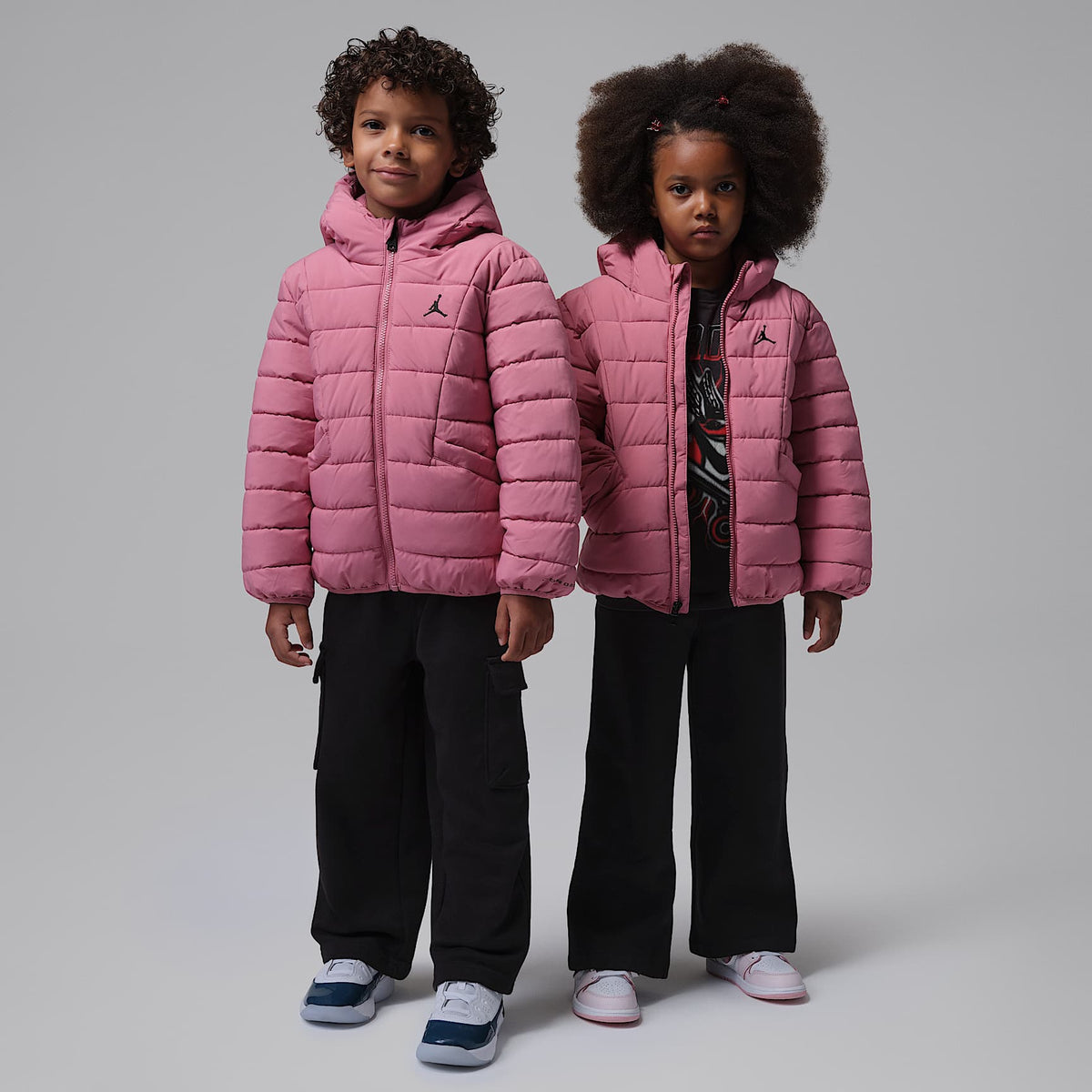 Chamarra acolchada de densidad media Active para niños pequeños Jordan – Baya del desierto – vista 9