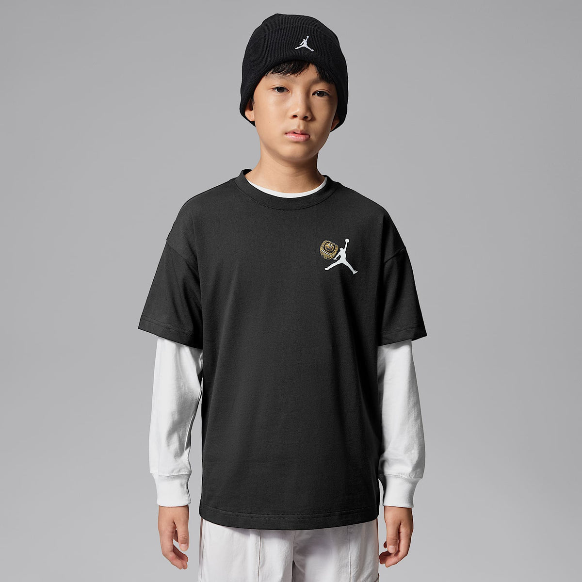 Playera Mike's Gear para niños talla grande Jordan – Sombrío apagado – vista 1