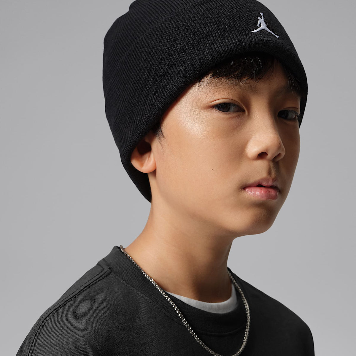 Playera Mike's Gear para niños talla grande Jordan – Sombrío apagado – vista 3
