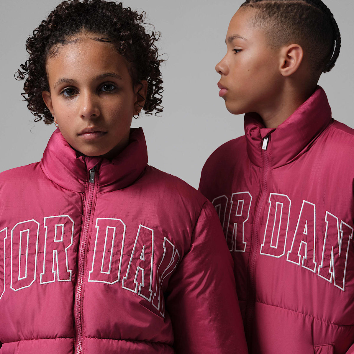 Chamarra para niños talla grande Jordan – Remolacha dulce – vista 3