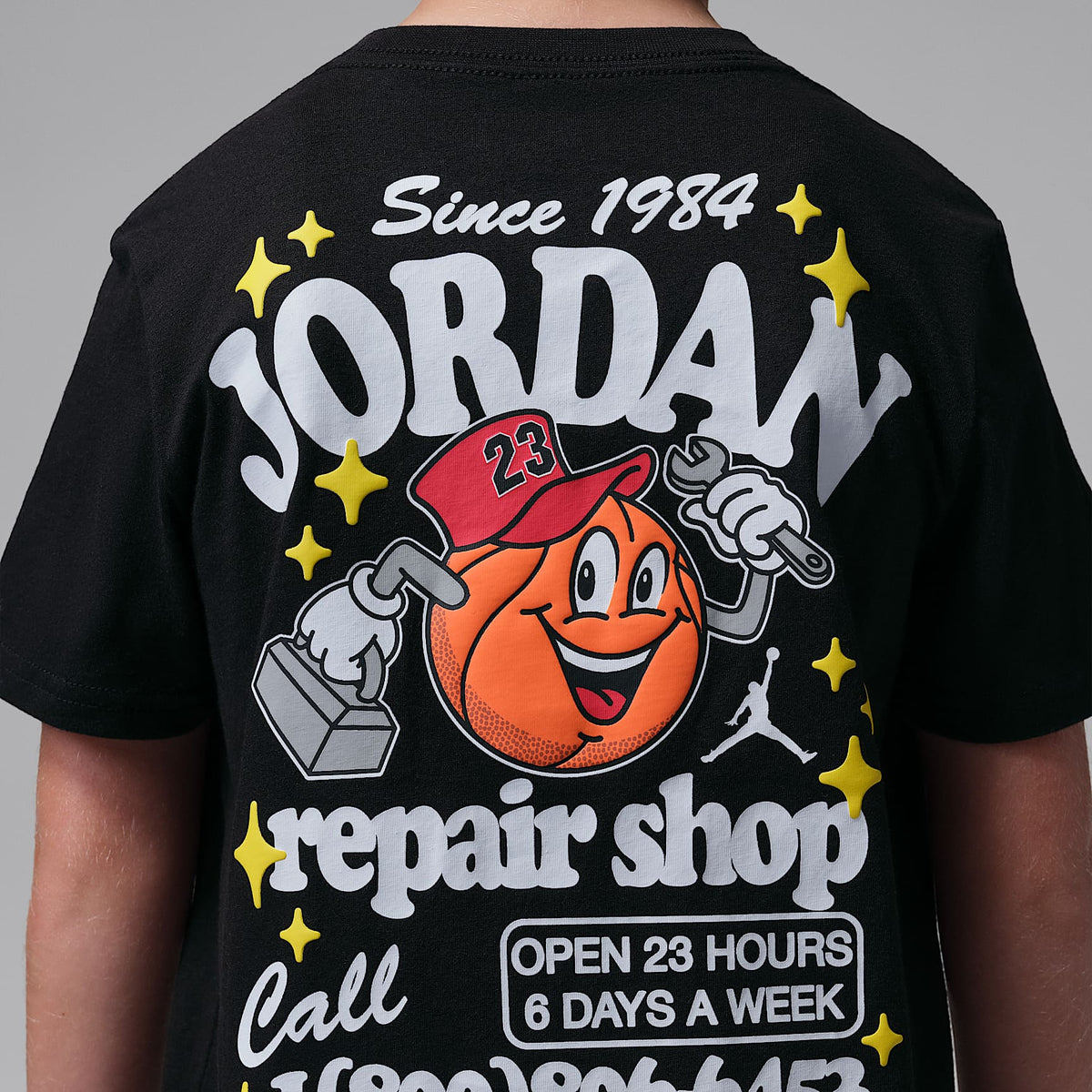 Playera MJ's Repair Shop para niños talla pequeña Jordan – Negro – vista 5
