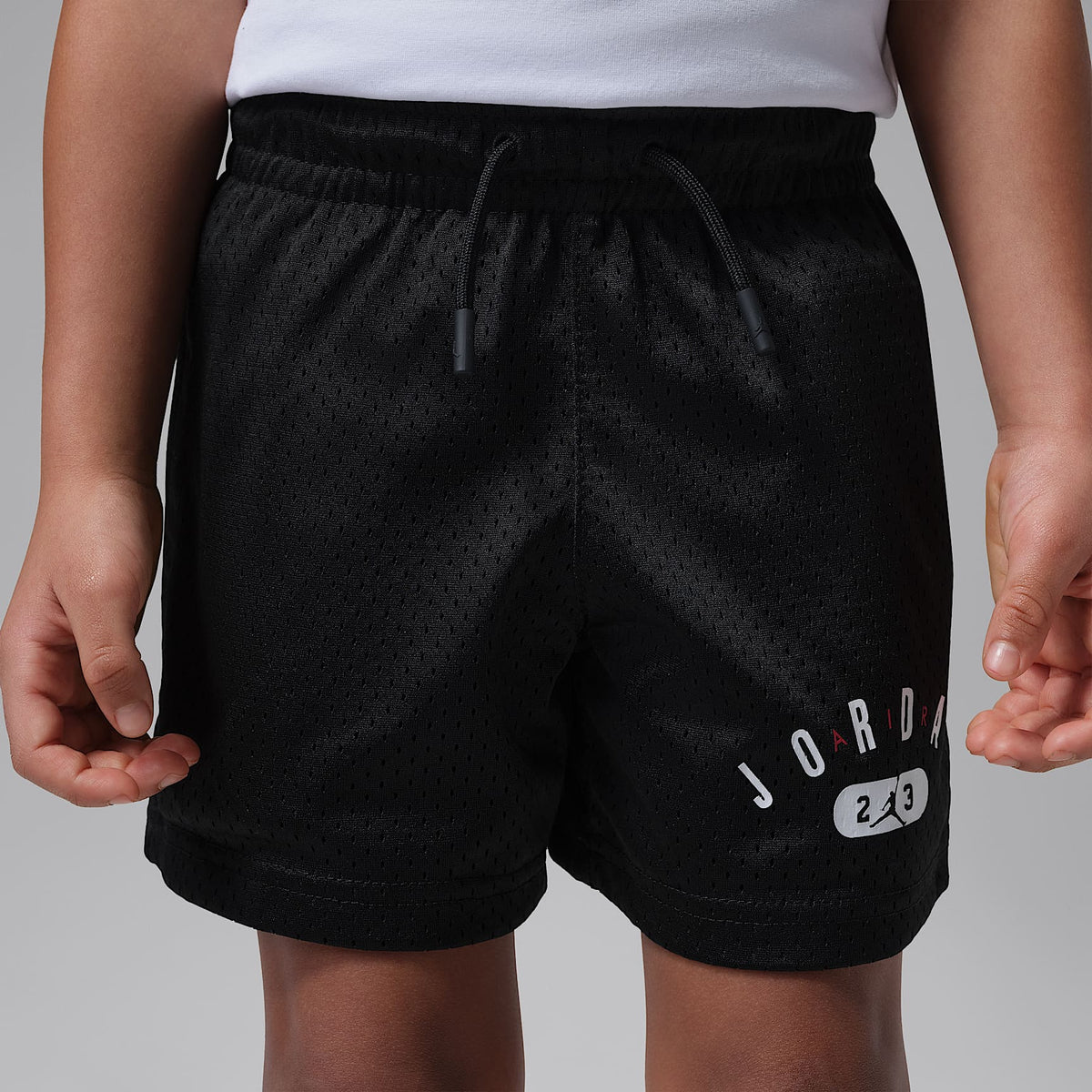 Shorts deportivos 23 para niños talla pequeña Jordan – Negro – vista 2