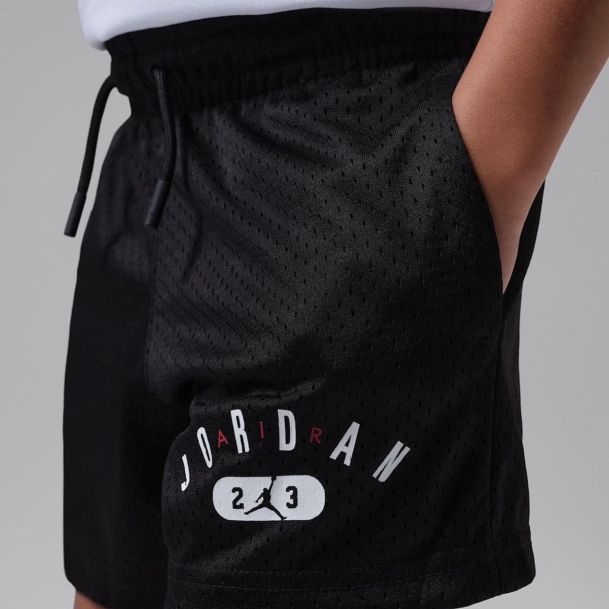 Shorts deportivos 23 para niños talla pequeña Jordan – Negro – vista 4