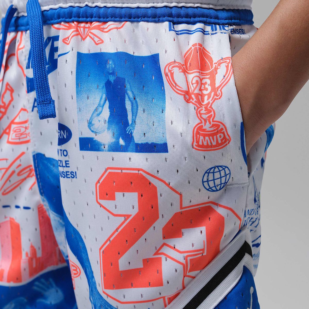 Shorts deportivos Dri-FIT estampados con diseño de diamante para niños talla pequeña Jordan – Royal juego – vista 4