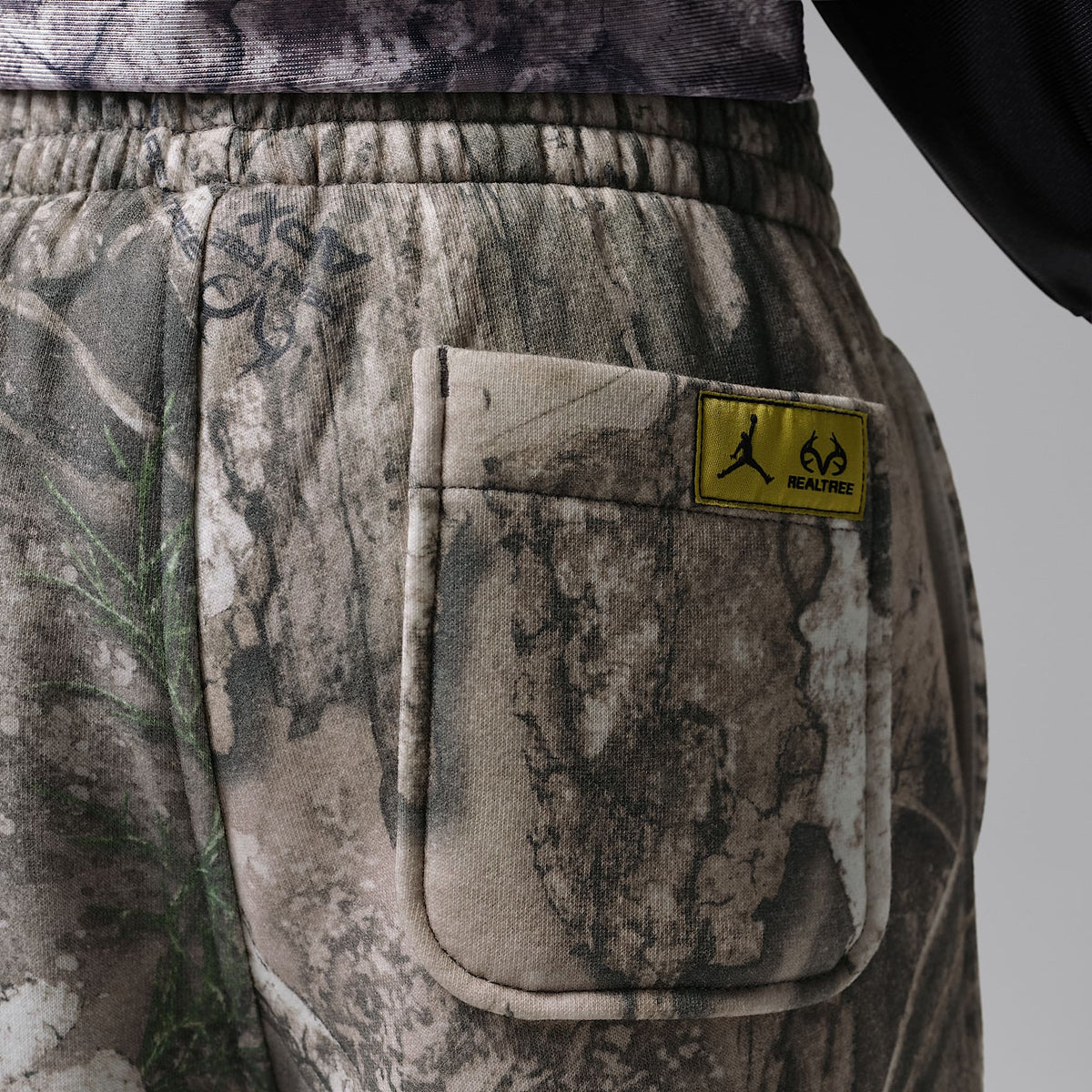 Pants estampados Jordan Brooklyn Realtree para niños talla pequeña – Cisne – vista 5