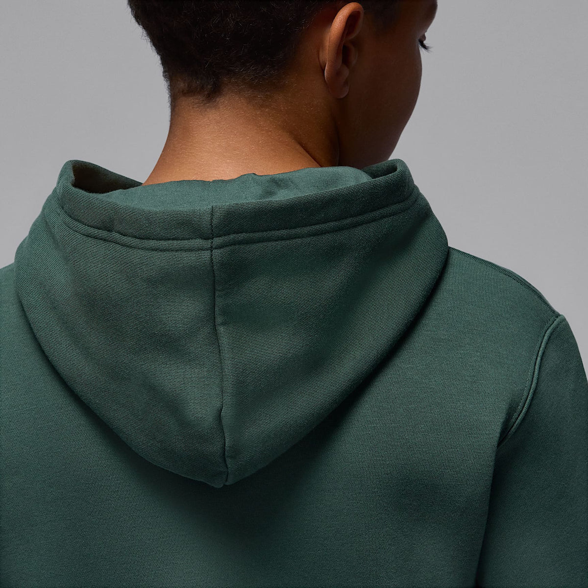 Sudadera con gorro sin cierre para niños talla grande Jordan Brooklyn Fleece – Verde medianoche – vista 4
