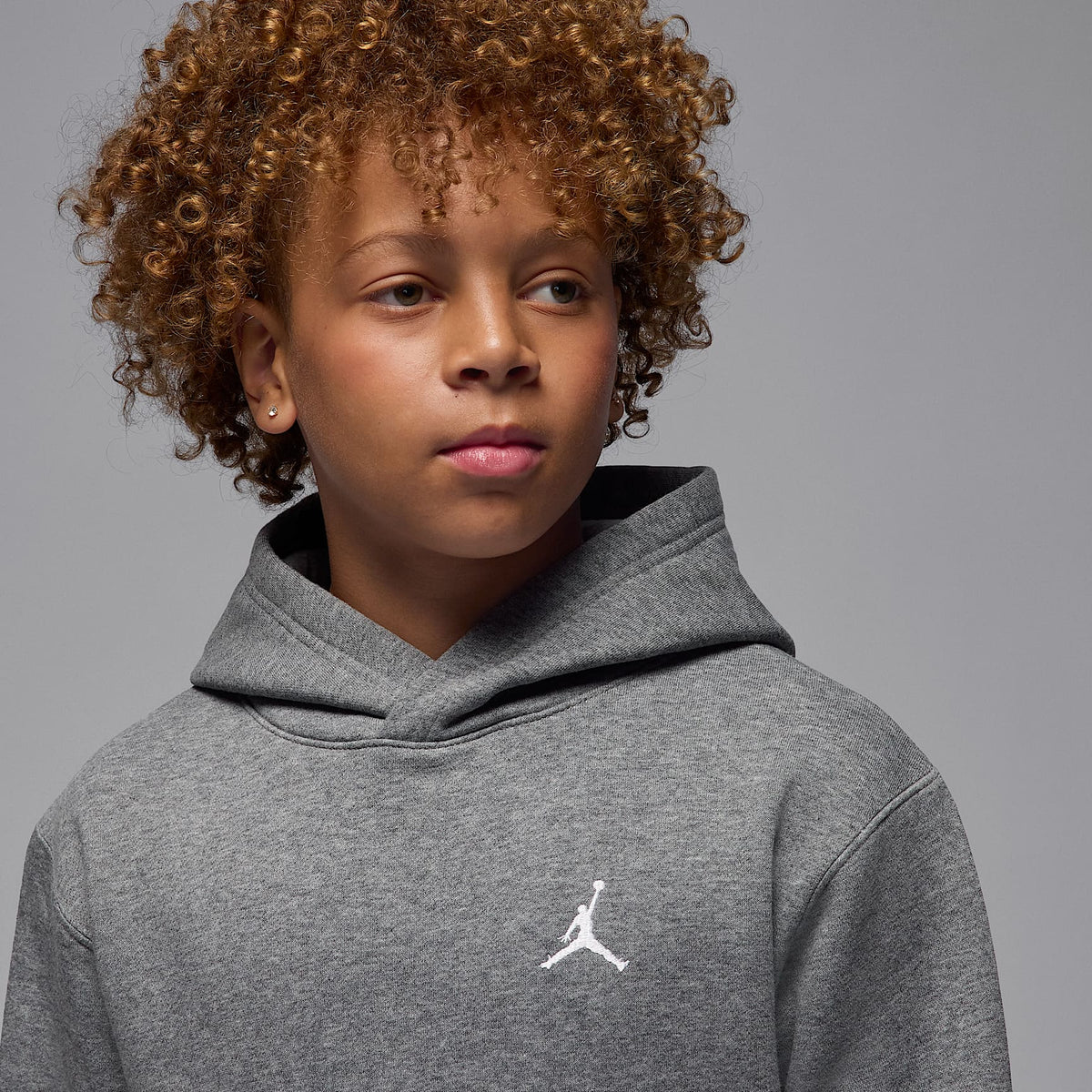 Sudadera con gorro sin cierre para niños talla grande Jordan Brooklyn Fleece – Carbono jaspeado – vista 3