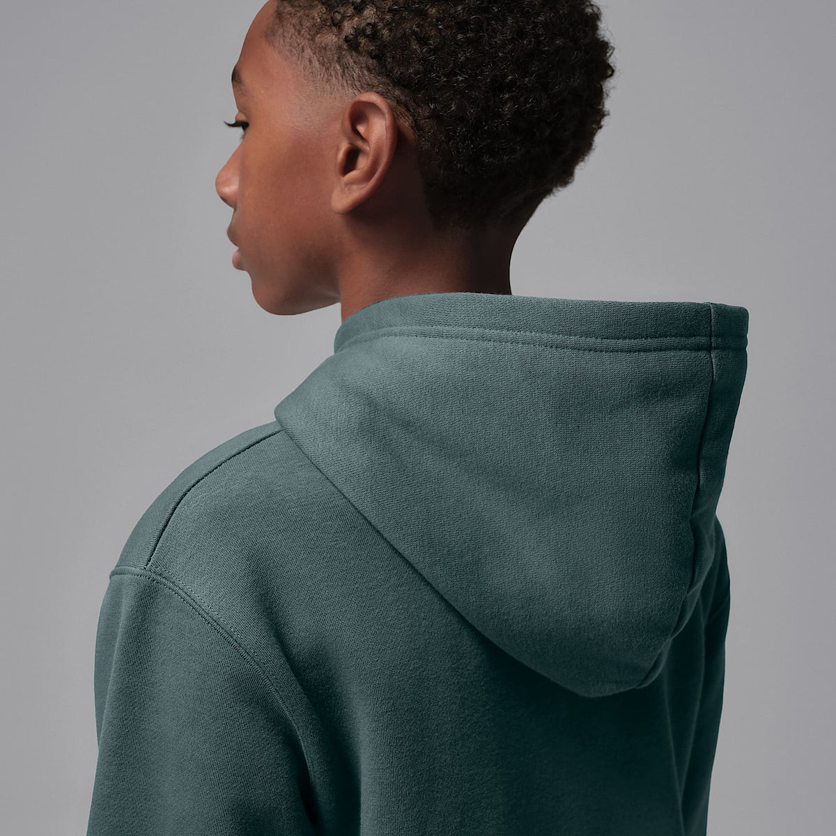 Sudadera con gorro sin cierre para niños talla grande Jordan Brooklyn Fleece – Gris – vista 6