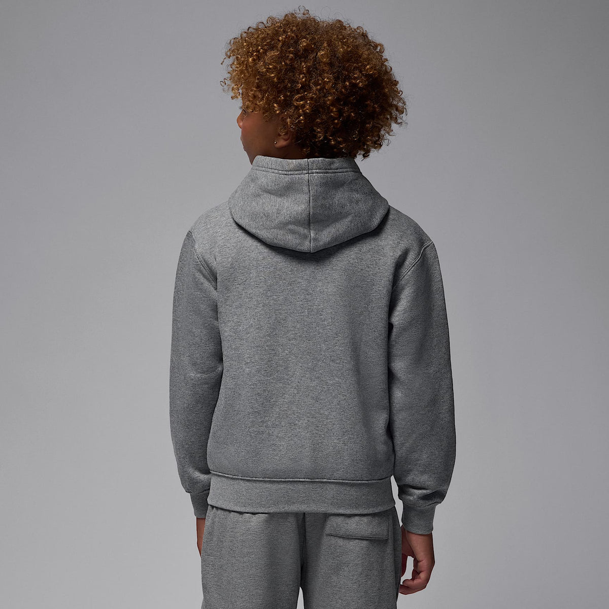 Sudadera con gorro sin cierre para niños talla grande Jordan Brooklyn Fleece – Carbono jaspeado – vista 2