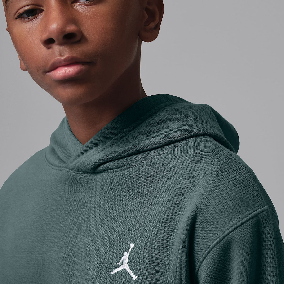 Sudadera con gorro sin cierre para niños talla grande Jordan Brooklyn Fleece – Gris – vista 3
