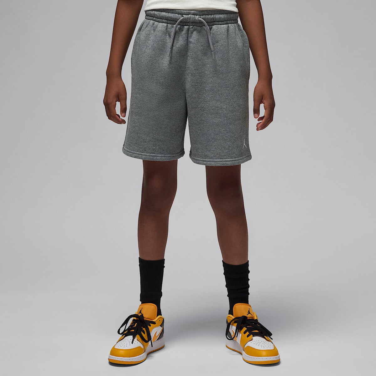 Shorts para niños talla grande Jordan Brooklyn Fleece – Carbono jaspeado – vista 1