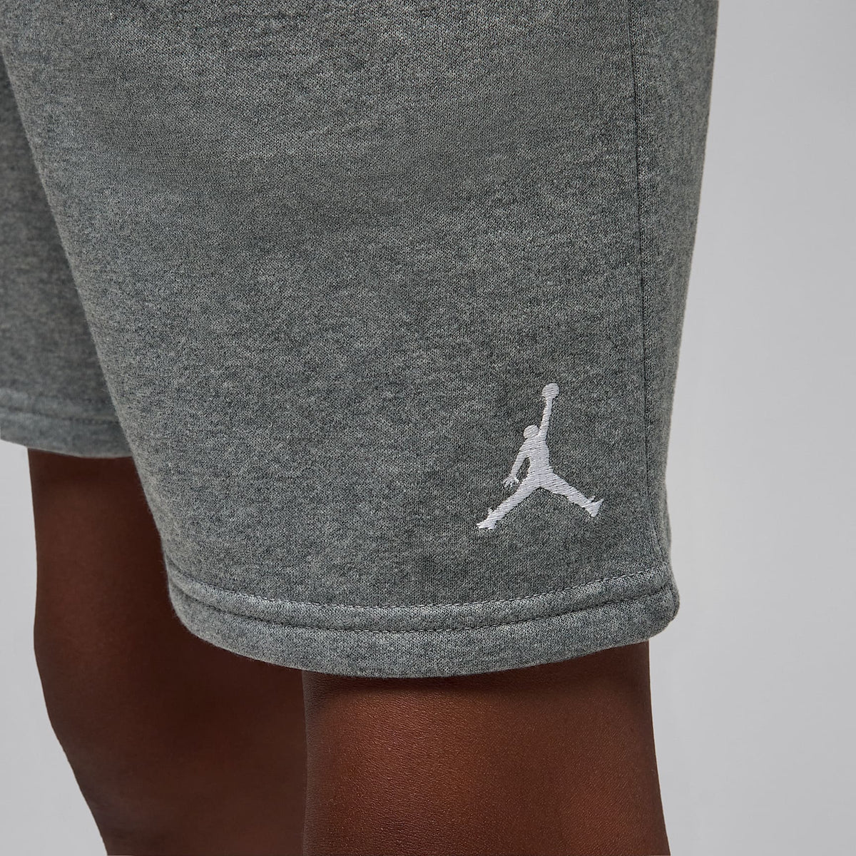 Shorts para niños talla grande Jordan Brooklyn Fleece – Carbono jaspeado – vista 5