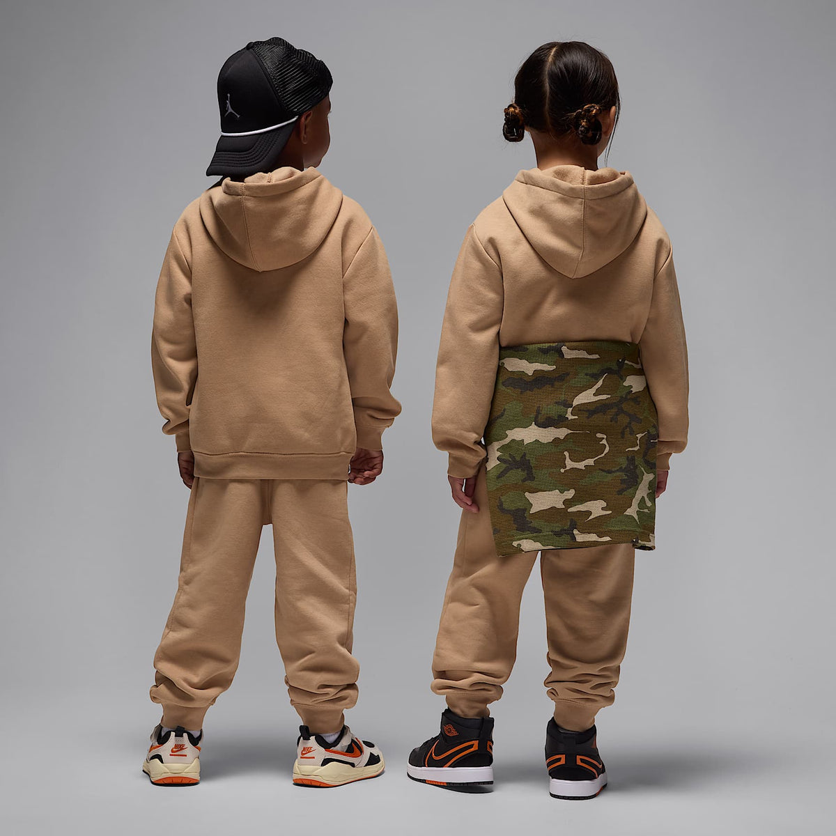 Conjunto de 2 piezas con sudadera con gorro sin cierre para niños talla pequeña Jordan Brooklyn Fleece – Cáñamo – vista 2