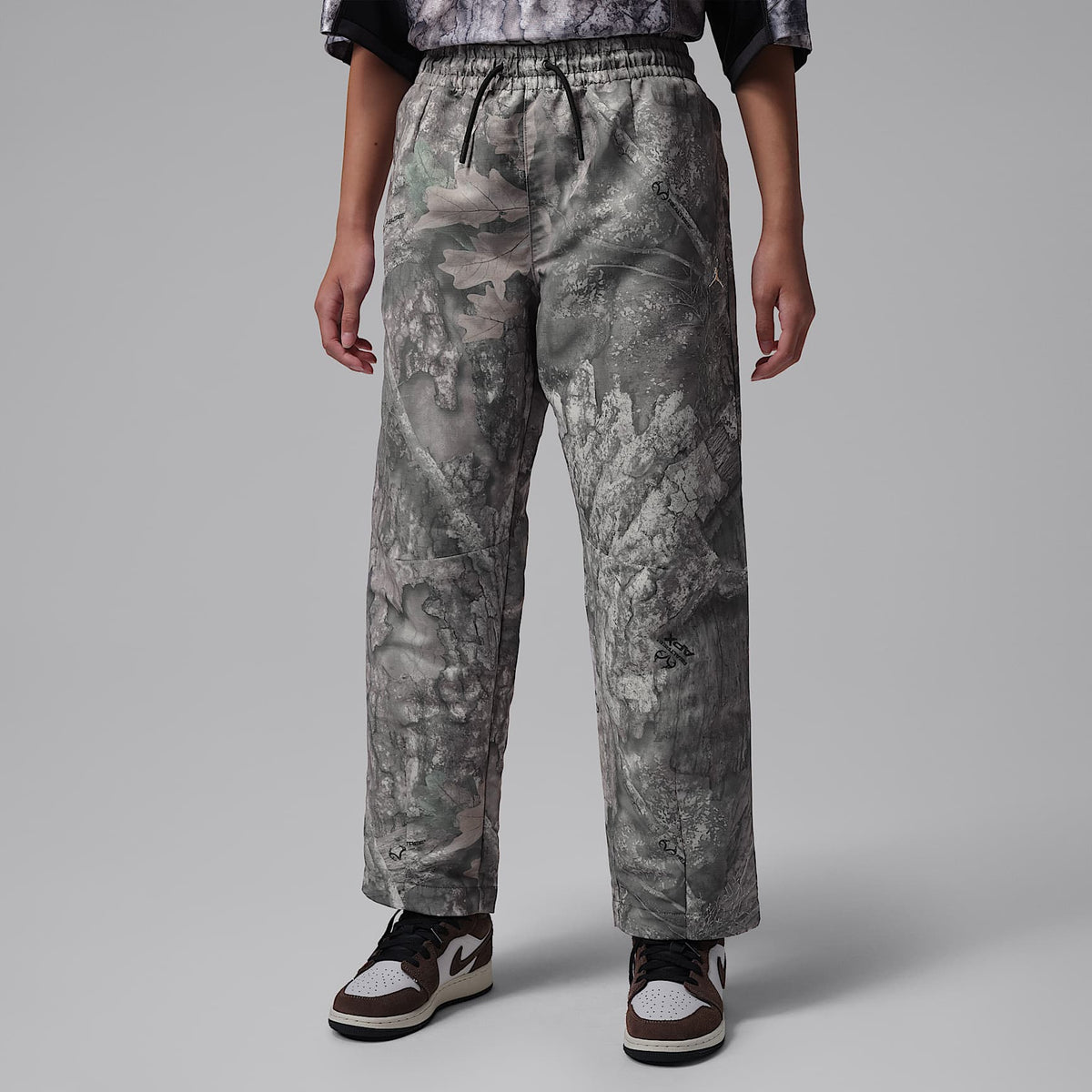Pants camuflajeados Jordan Brooklyn Realtree para niños talla grande Jordan – Cisne – vista 1